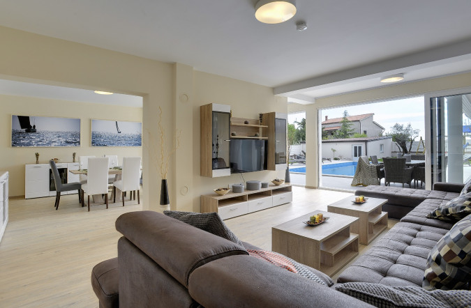 Peaceful location near the sea and the center of Pula, Villa Klen, Pula, Croatia Pula